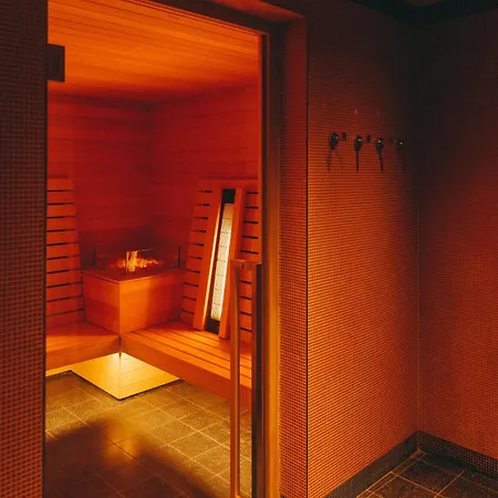 Des Grands Voyageurs Hotell 4*