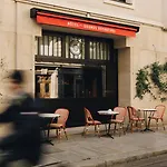 Des Grands Voyageurs Hotel
