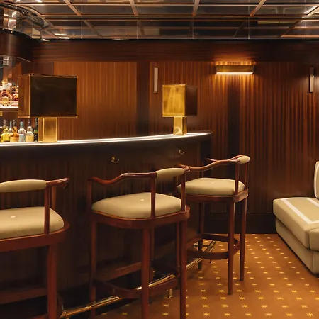 Des Grands Voyageurs Hotel